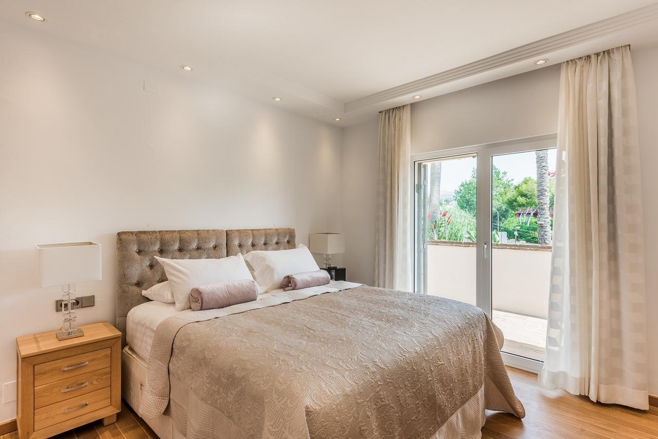 The By The House Frühstückspension Marbella